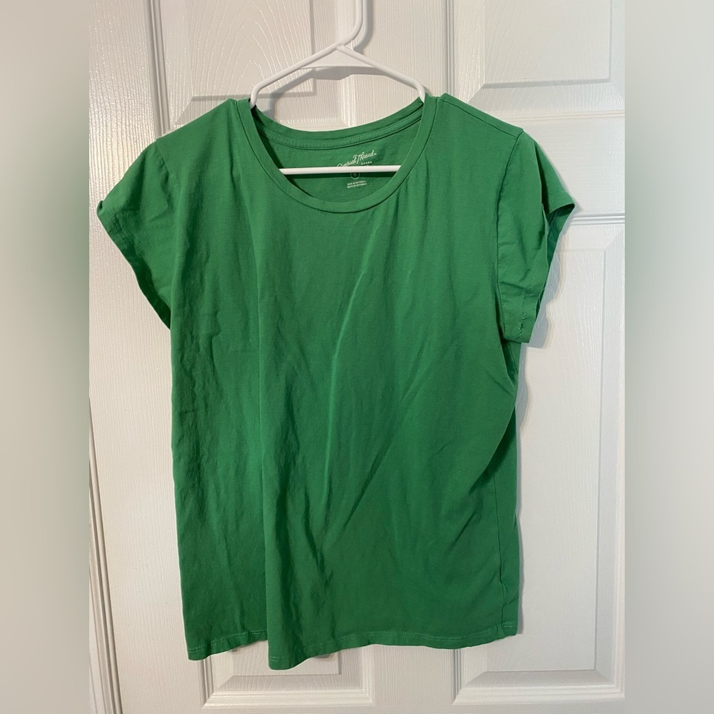 Universal Thread Women’s XL Green Short Sleeve Tee